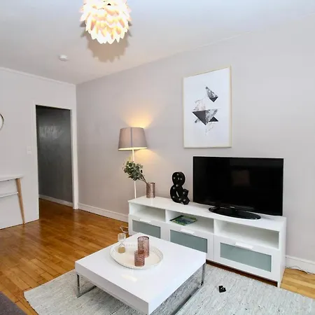 T2 Calme Et Cosy Avec Parking Apartment *